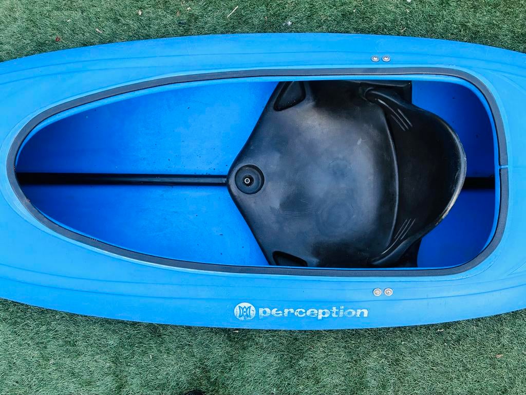 Kano eenpersoons Perception - 280 cm met afdekplaat, Watersport en Boten, Ophalen, Gebruikt