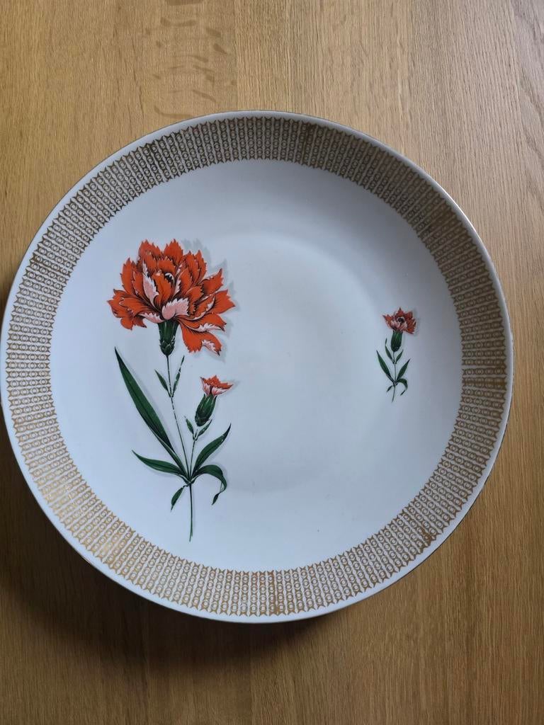 Wit porseleinen bord met oranje bloemen en gouden rand, Ophalen of Verzenden