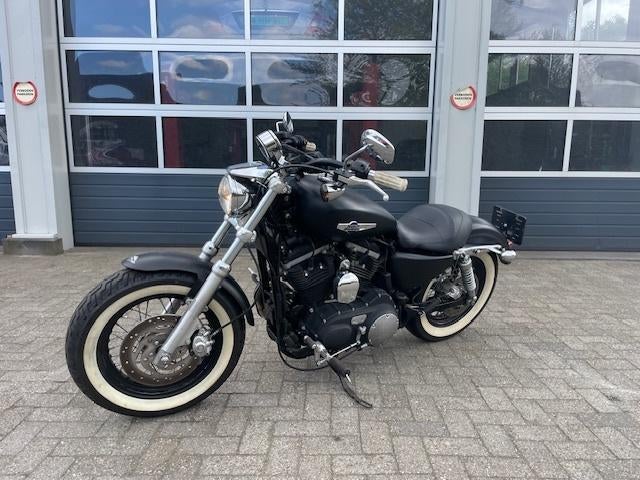 HARLEY DAVIDSON 1200 CUSTOM LIMITED, Sportuitlaat, 2 cilinders, Chopper, Bedrijf