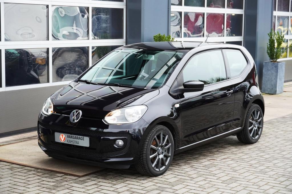 Volkswagen Up! 1.0 high up! BlueMotion NAP Airco/Navi/Blueto, Voorwielaandrijving, Euro 5, Stof, Gebruikt