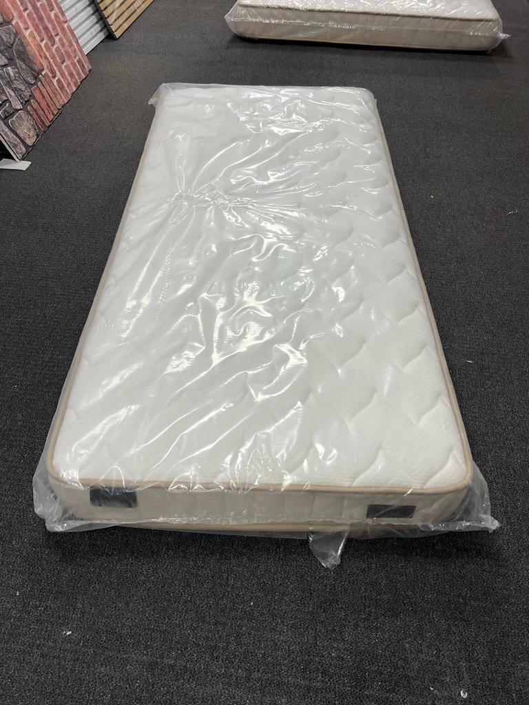 Eenpersoons matras 90x190 cm - Comfortabel en nieuw, 90 cm, Eenpersoons, Nieuw, Matras