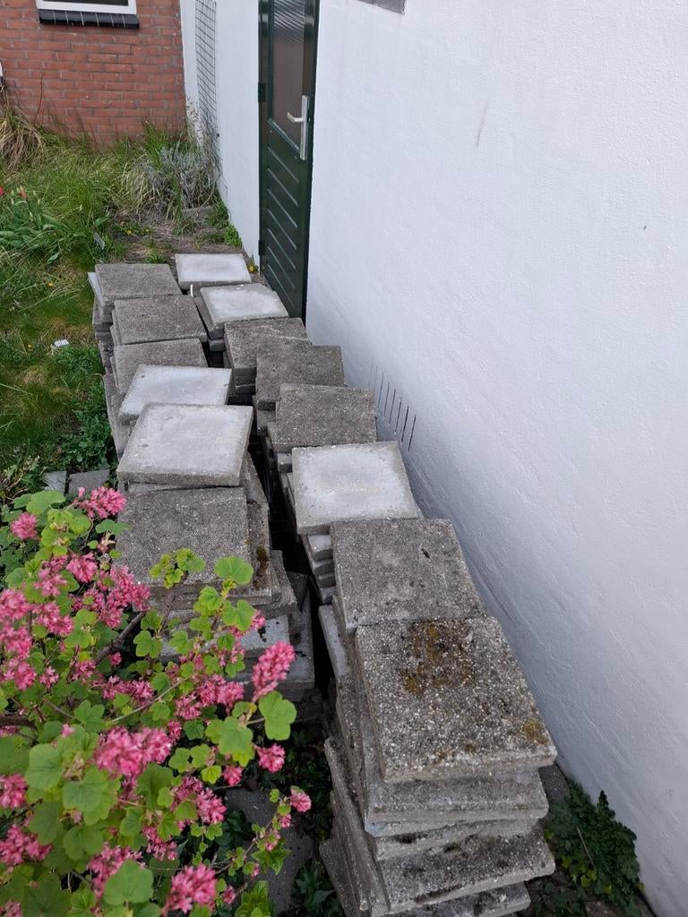 GRATIS af te halen stoeptegels!!!!, Ophalen, Gebruikt, 10 m² of meer, Beton