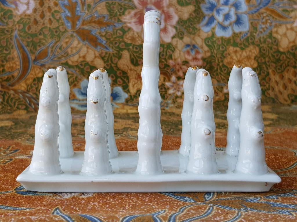 Mooi antiek toastrek uit Engeland van porselein 14 cm., Ophalen of Verzenden