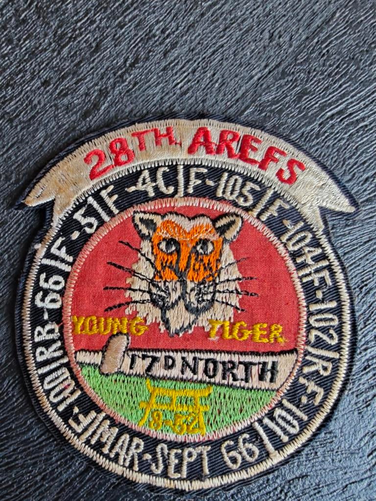 28th AIR REFUELING SQUADRON 'YOUNG TIGERS MAR-SEPT 1966' ..j, Verzamelen, Ophalen of Verzenden, Luchtmacht, Amerika, Embleem of Badge