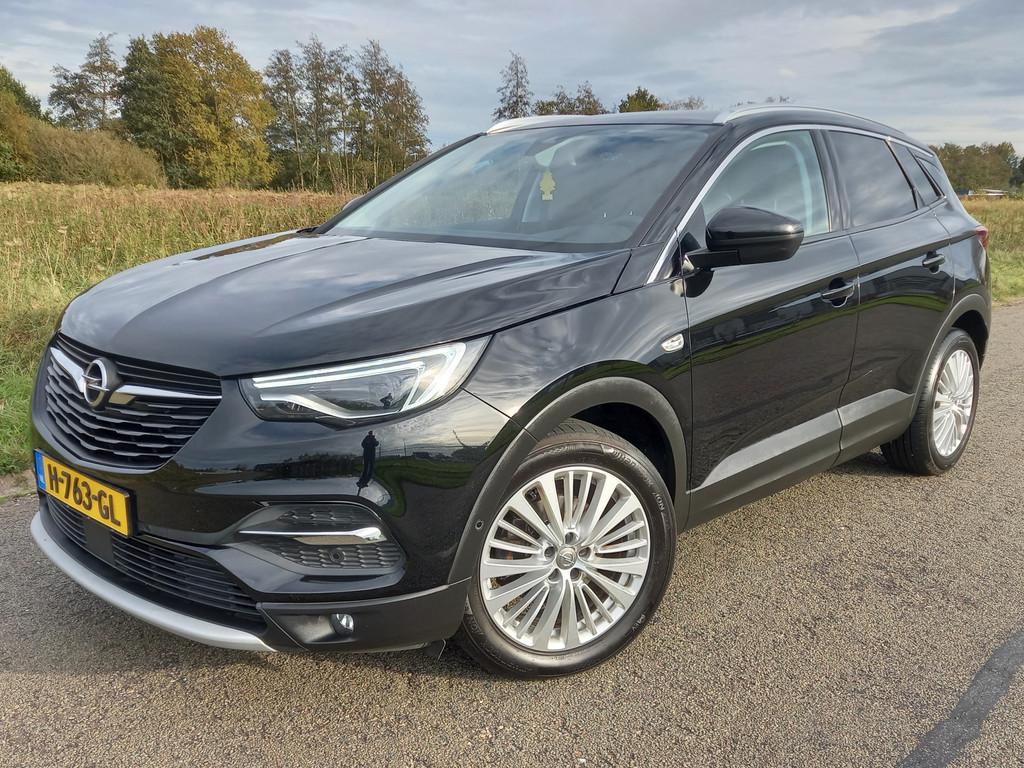 Opel Grandland X 1.2 Turbo Business Executive (bj 2020), Voorwielaandrijving, Gebruikt, 1199 cc, Zwart