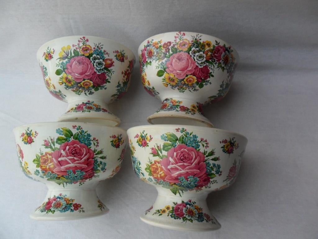 Bloempotjes op voet (4x), Ophalen, Gebruikt, Rond, Binnen