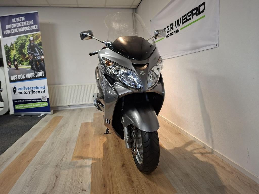 SUZUKI BURGMAN 400 (bj 2010) - foto 3