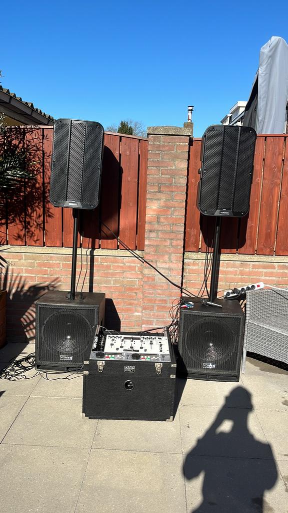 Geluidsinstallatie verhuur/dj/geluidsman, Ophalen