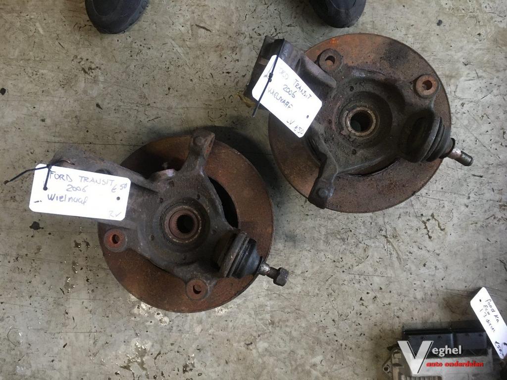 Ford transit 2006 Wielnaaf Rechts, Gebruikt, -, -, Ophalen of Verzenden