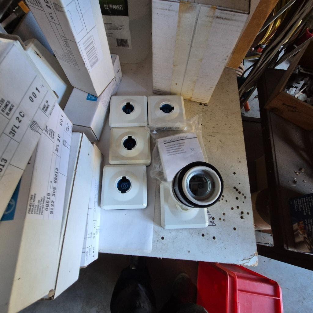 NIEUW 11 STUKS PHILIPS SPOT ACS20 E27 FITTING