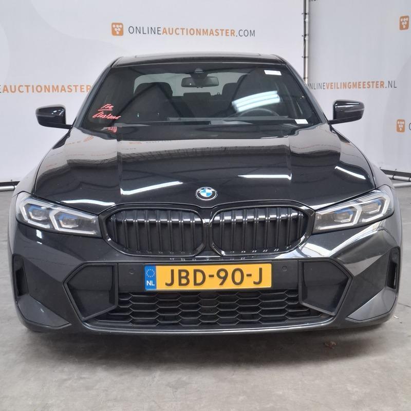 Personenauto, BMW, 3-serie, 330d High Executive, 2022, Automaat, Achterwielaandrijving, 1800 kg, Euro 6