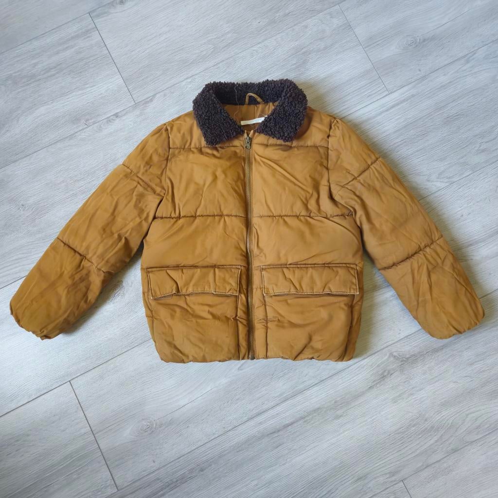 Opruiming: Bruine winterjas met teddy kraag maat 134/1, Kinderen en Baby's, Kinderkleding | Maat 134, Ophalen of Verzenden, Jas