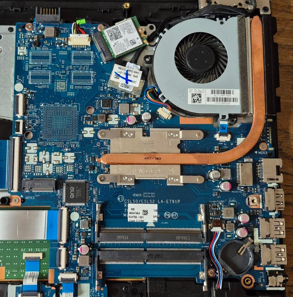 Moederbord HP 15-bs046na laptop i3 6e gen met fan, Computers en Software, Moederborden, Ophalen of Verzenden