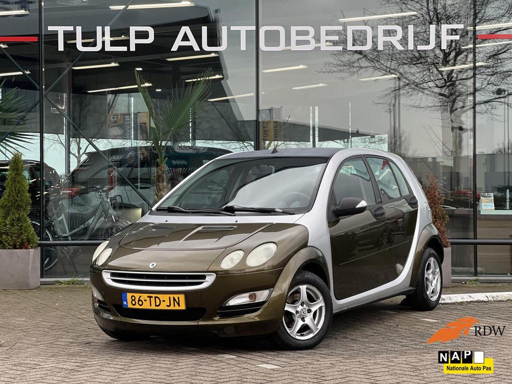 Smart forfour 1.1 pulse 5 Deurs Airco Nette staat! NAP, Auto's, Smart, Voorwielaandrijving, Stof, Origineel Nederlands, Bedrijf
