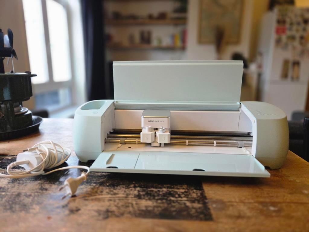 Cricut Explore 3 - weinig gebruikt, werkt perfect., Hobby en Vrije tijd, Overige Hobby en Vrije tijd, Ophalen, Zo goed als nieuw