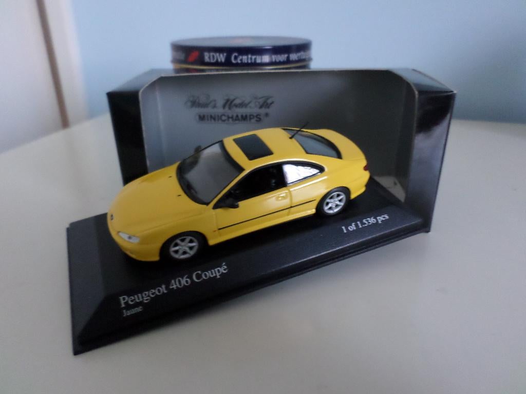 PEUGEOT 406 COUPÉ van 1996  is Nostalgie  VERKOCHT, Hobby en Vrije tijd, Modelauto's | 1:43, Ophalen of Verzenden, Nieuw, Auto