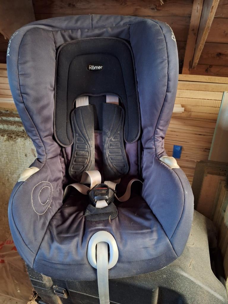 Römer autostoel 9-18 kg Isofix, Kinderen en Baby's, Autostoeltjes, Ophalen, Romer, 9 t/m 18 kg, Gebruikt