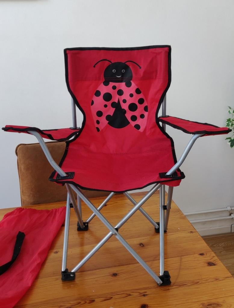 Opvouwbare kinder campingstoeltje met loszittend pootje, Caravans en Kamperen, Ophalen, Campingstoel