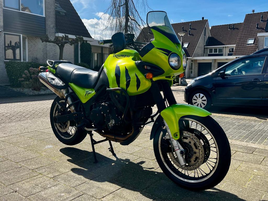 Truimph Tiger 955i, Motoren, Motoren | Triumph, Sportuitlaat, Motorrijbewijs A, 3 cilinders, Particulier