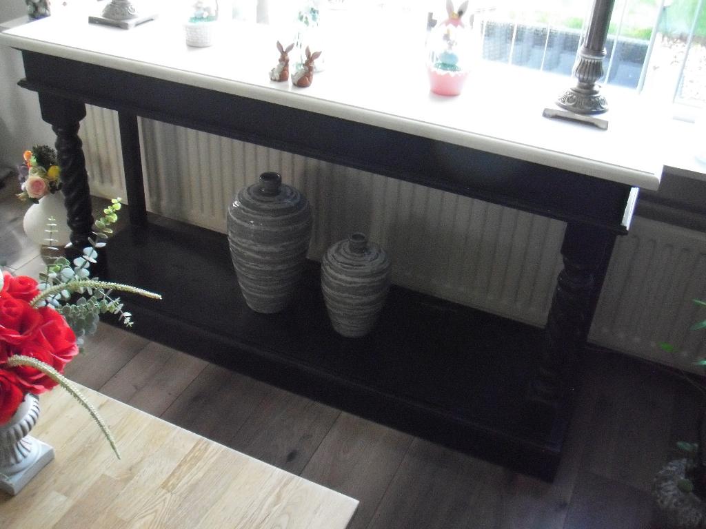 Sidetable zwart, Huis en Inrichting, Tafels | Sidetables, Ophalen, Gebruikt, 100 tot 150 cm, 25 tot 50 cm