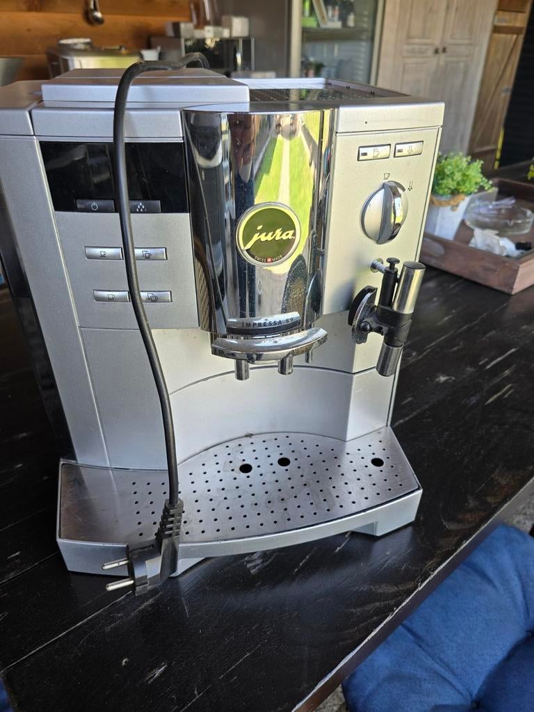 Jura Impressa S9, Witgoed en Apparatuur, Koffiezetapparaten, Ophalen, Gebruikt, Koffiemachine