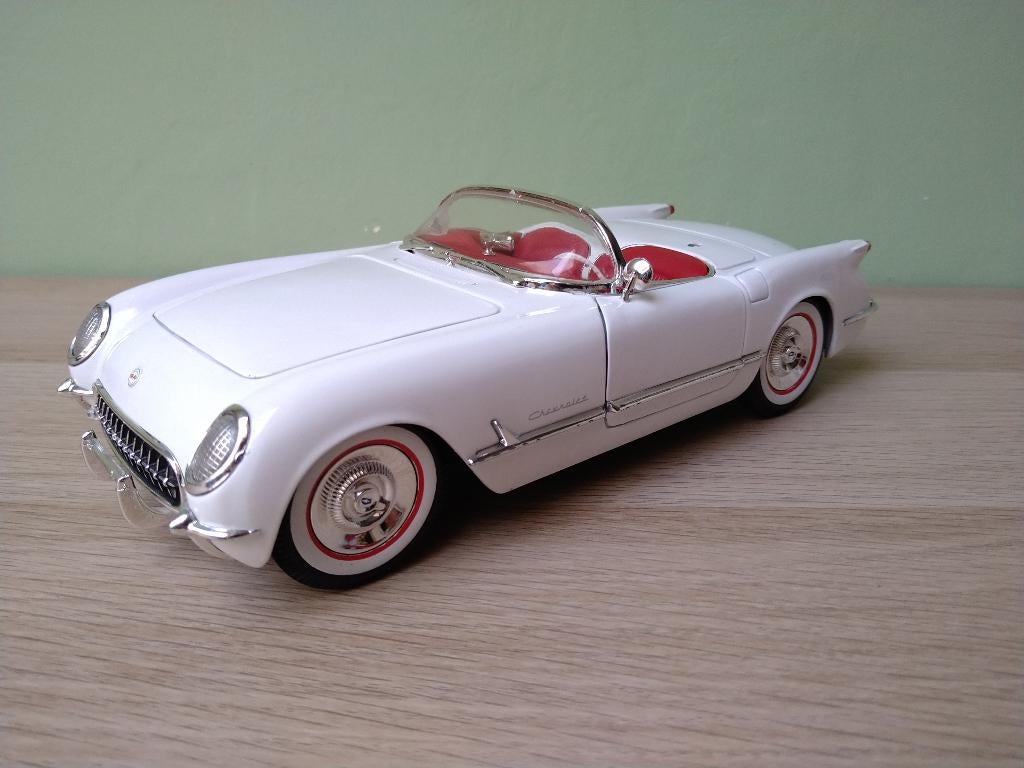 1953 Chevrolet Corvette C1 Wit ERTL 1:18, Ophalen of Verzenden, Zo goed als nieuw, Auto, ERTL