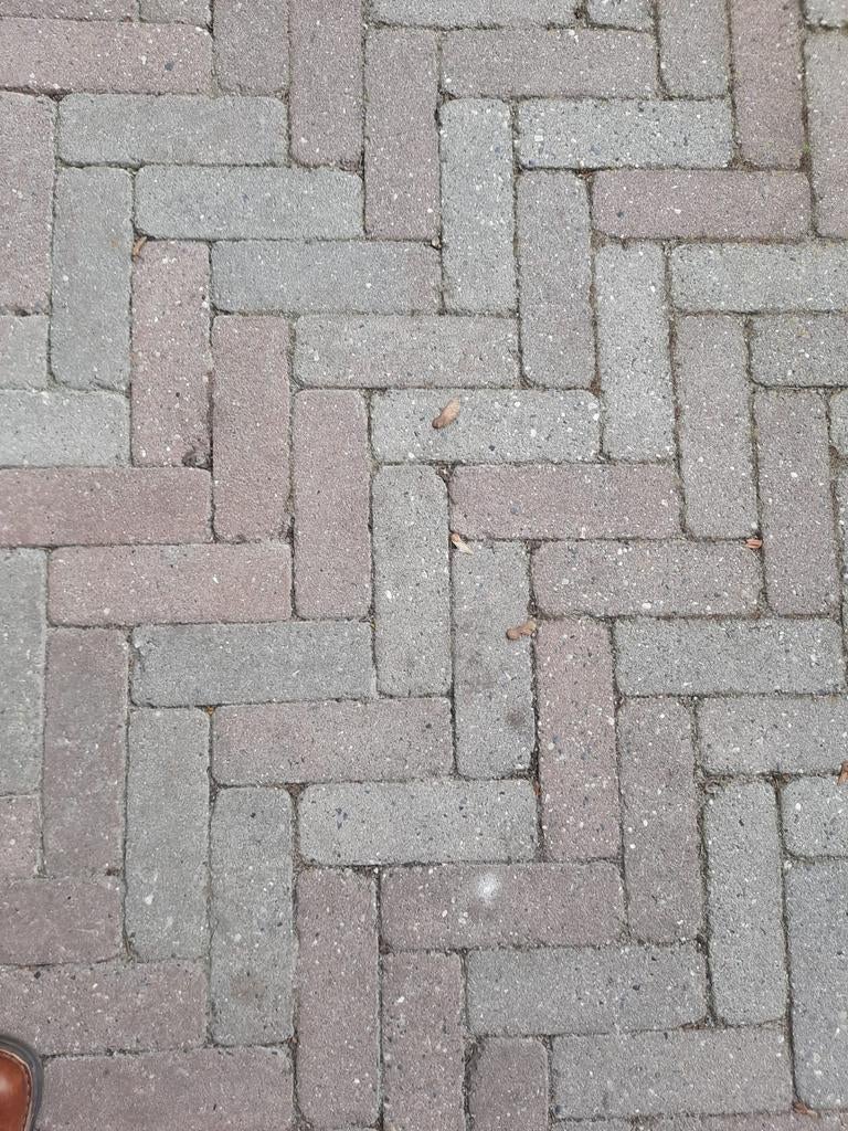 Ong: 90 m2  dik formaat klinkers., Ophalen of Verzenden, Gebruikt, Beton, Klinkers