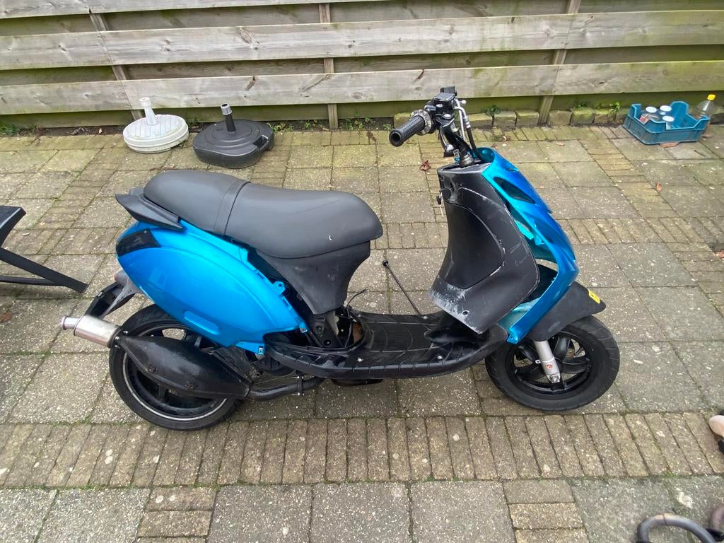 Zip 70cc dd lc project, Fietsen en Brommers, Scooters | Piaggio, Zo goed als nieuw, Zip, Tweetakt, Ophalen of Verzenden
