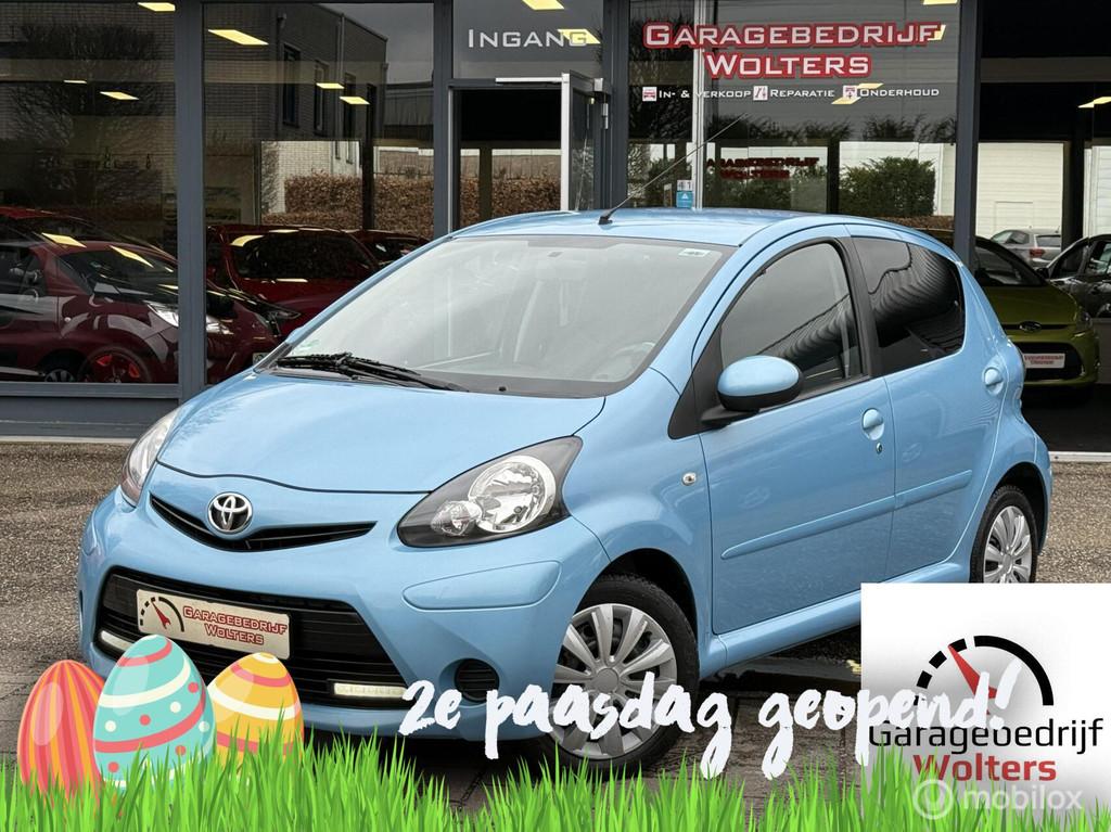 Toyota Aygo 1.0 VVT-i Dynamic UNIEKE KLEUR Bluetooth NW APK, Voorwielaandrijving, Stof, Gebruikt, Zwart