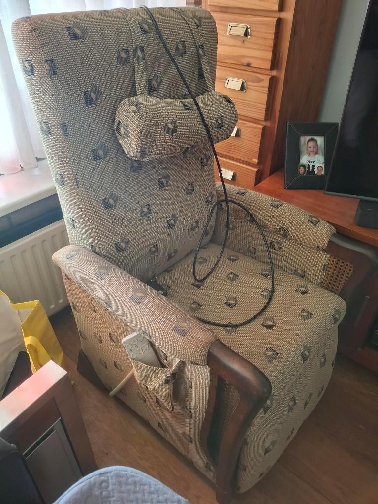 Sta op stoel, Ophalen, Bruin, Zo goed als nieuw, Stof