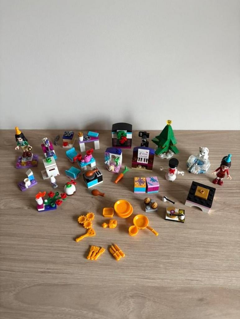 Lego Friends adventskalender set 41131, Kinderen en Baby's, Speelgoed | Duplo en Lego, Lego, Friends, Ophalen of Verzenden, Zo goed als nieuw