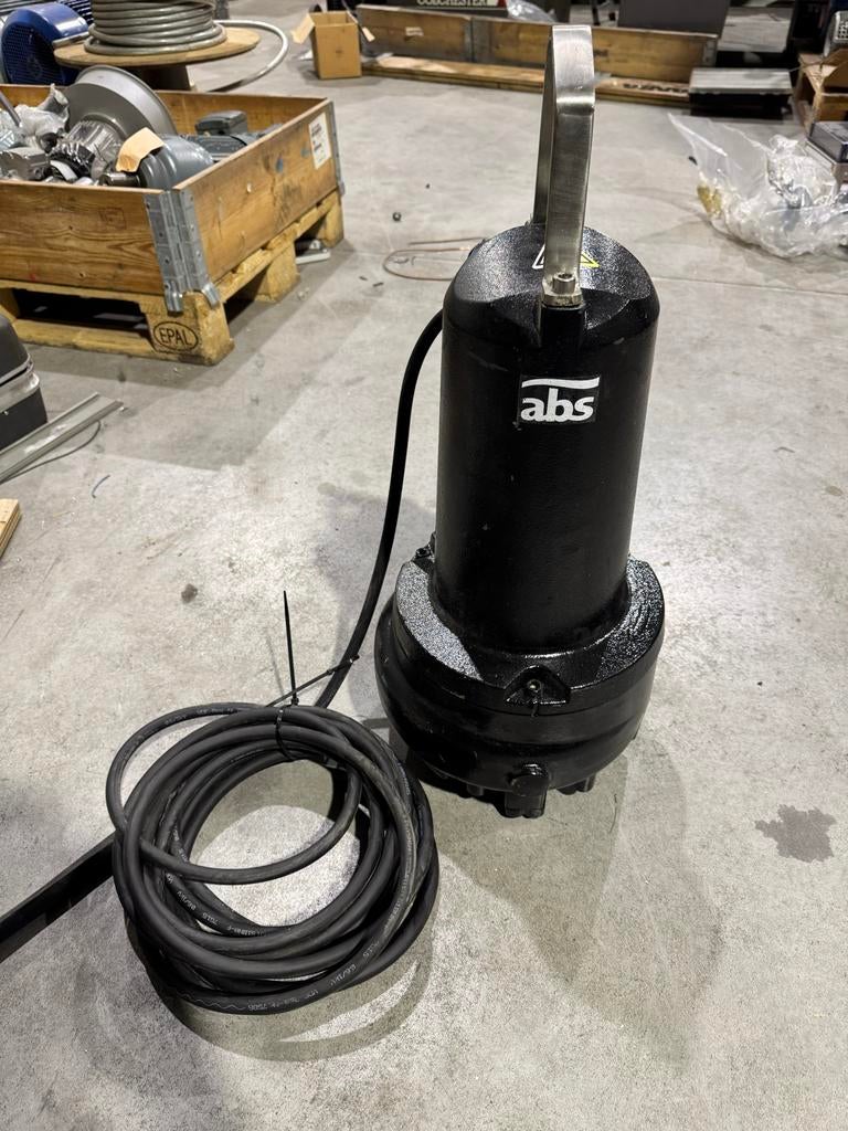 Zware nieuwe ABS XFP80C Dompelpomp voor afvalwater - 2.2kW, Ophalen, Gebruikt, Elektrisch, Dompelpomp