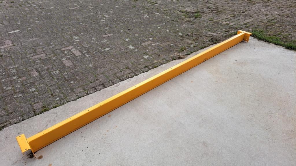 Te koop magazijn stelling dragers, Ophalen