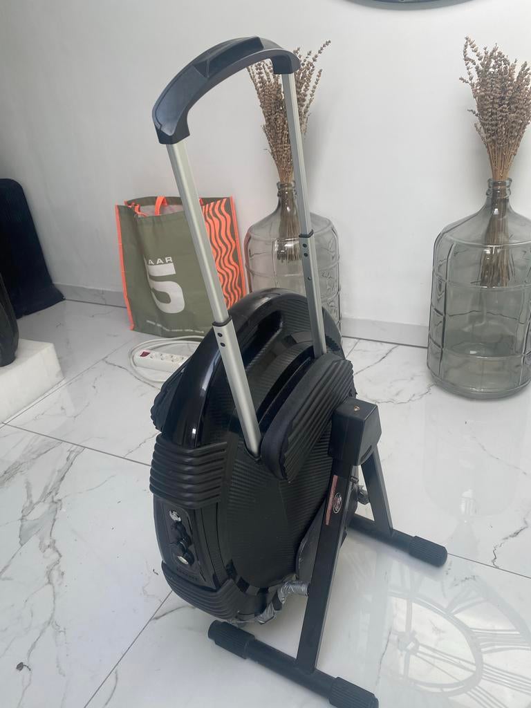 Gotway Begode Tesla V3 T3.1500wh 2000w - Z.g.a.n., Ophalen of Verzenden, Elektrisch, Zo goed als nieuw