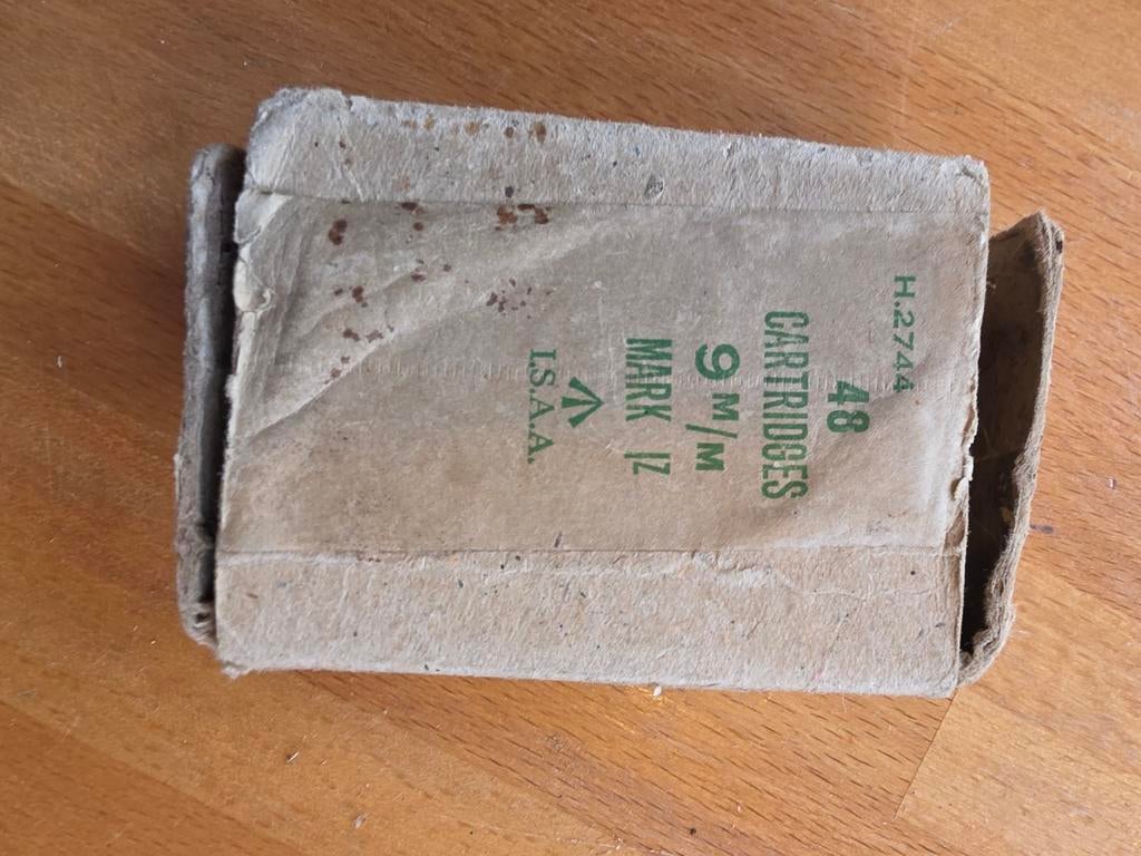 Brits 9 mm munitie doosje., Ophalen of Verzenden, Engeland, Hulzen of Bodemvondsten
