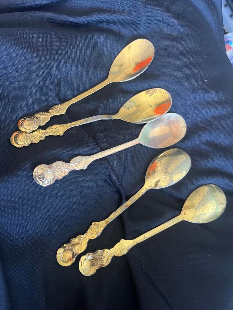 6 Gouden Kleurige Lepeltjes - Bied naar waarde, Ophalen of Verzenden