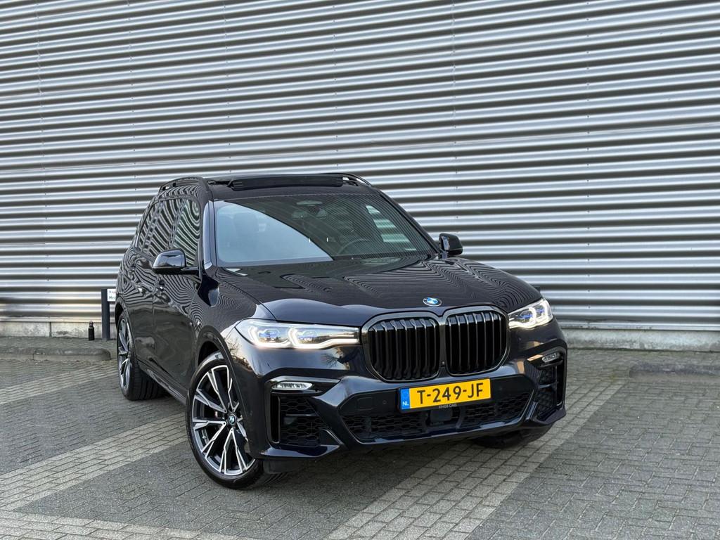 BMW X7 M50d M-Sport (bj 2021) 7P|3D CAM|SKYLOUNGE|400PK|HuD|, Automaat, Gebruikt, 2993 cc, 7 stoelen