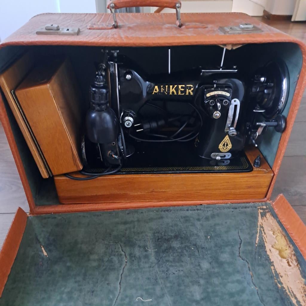 Vintage Anker Naaimachine in Koffer - Werkend, Antiek en Kunst, Antiek | Naaimachines, Ophalen