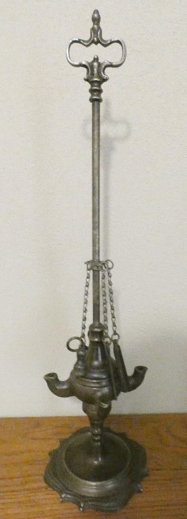 messing olielamp met 4 tuitjes [1966], Ophalen