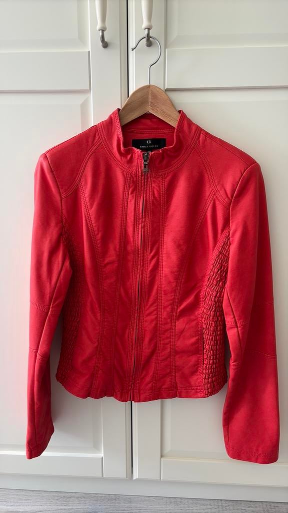 Getailleerd jasje. Gevoerd. Nieuw! Maat S, Ophalen of Verzenden, Nieuw, Maat 38/40 (M), Oranje
