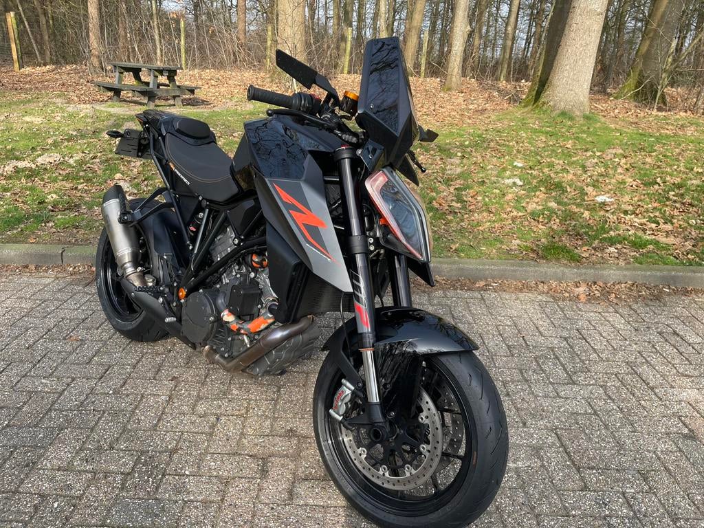 KTM 1290 Superduke R Full Nieuwe banden remblokken, Bedrijf, Naked bike