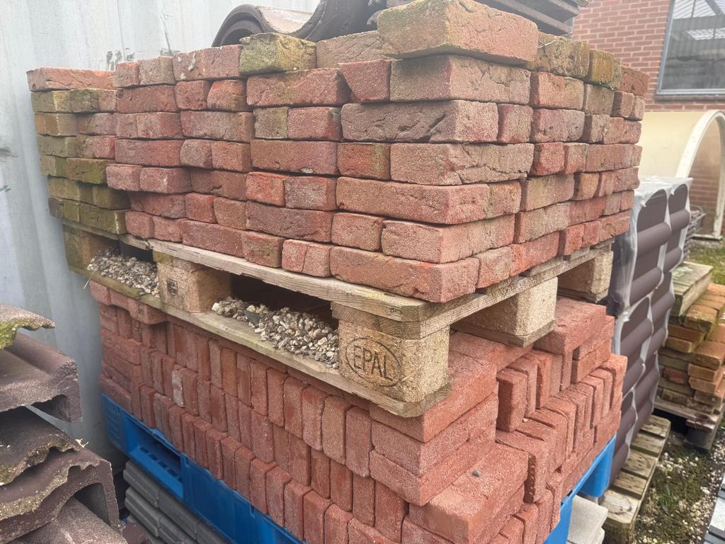 Rode metselstenen, Ophalen, Zo goed als nieuw, Bakstenen