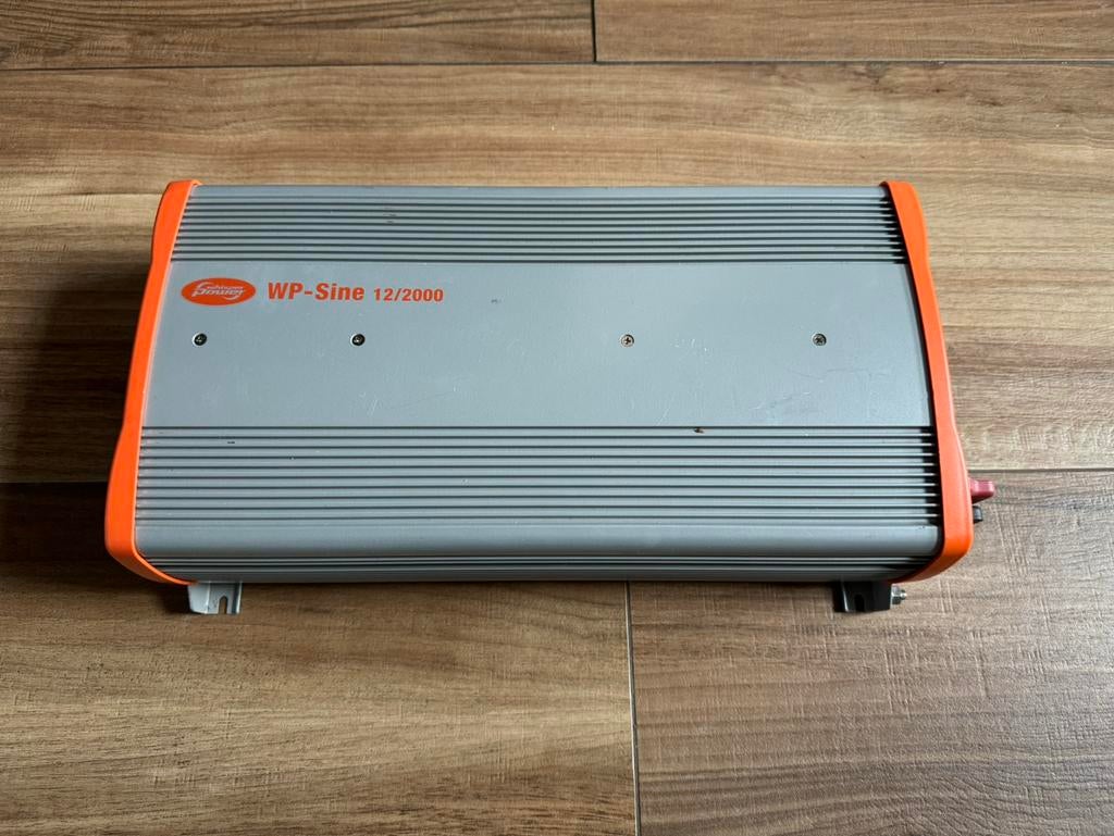 Whisper power wp-12/2000 omvormer 12V 230V 2000Watt, Ophalen of Verzenden, Zo goed als nieuw