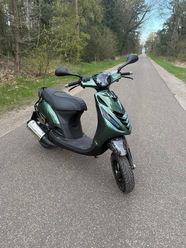 Zip 183cc a1 2002, Fietsen en Brommers, Brommers | Vespa, Zo goed als nieuw, Ophalen of Verzenden