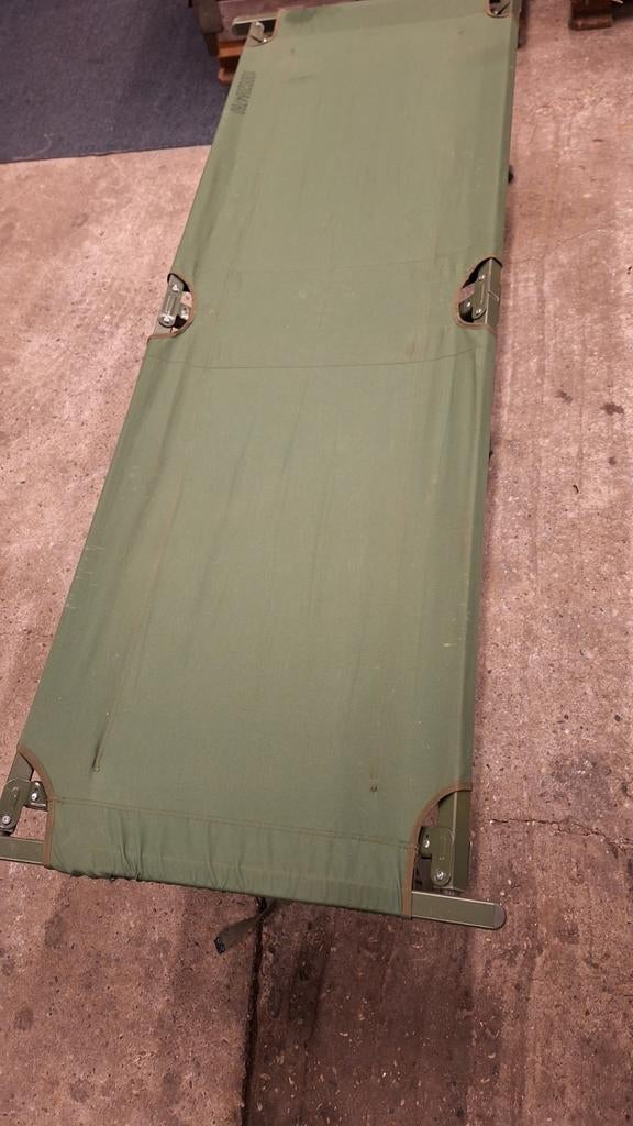 Veldbed inklapbaar nieuw, Ophalen of Verzenden, Landmacht, Nederland, Embleem of Badge