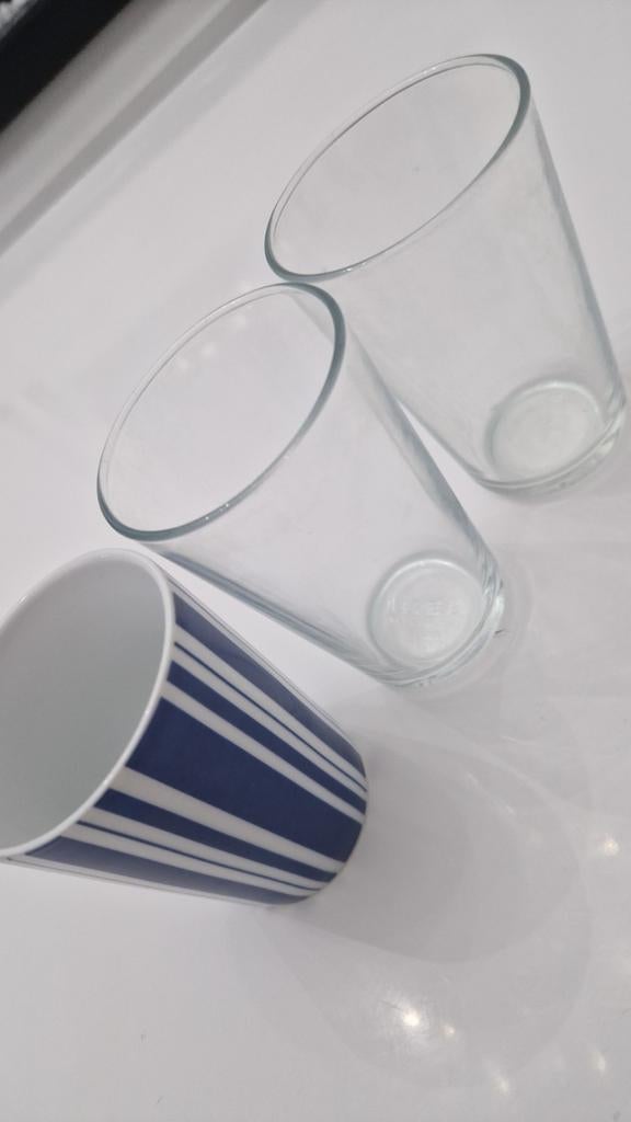 Ikea Waterglazen + Mok, Ophalen, Zo goed als nieuw, Overige stijlen, Kop(pen) en/of Schotel(s)