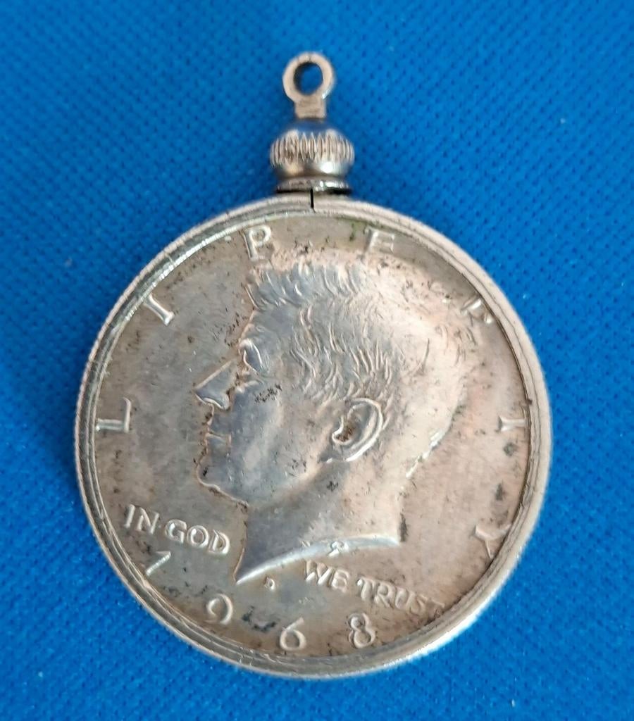 Half Dollar 1968 D Kennedy munt hanger, Sieraden, Tassen en Uiterlijk, Ophalen of Verzenden, Zo goed als nieuw, Zilver, Zilver