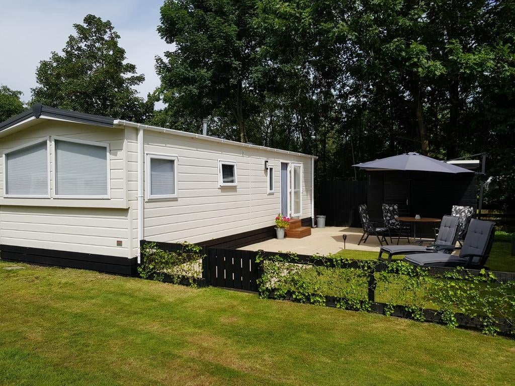 Prachtig chalet te huur, 5* It Wiid, Friesland, Eernewoude., Internet, 2 slaapkamers, Recreatiepark, Friesland