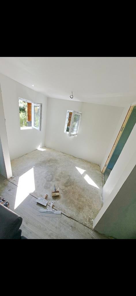 STUKADOOR & SCHILDER GEZOCHT ?