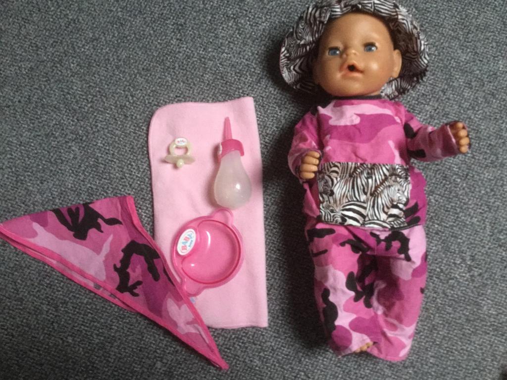Baby born, Kinderen en Baby's, Speelgoed | Poppen, Ophalen of Verzenden, Zo goed als nieuw